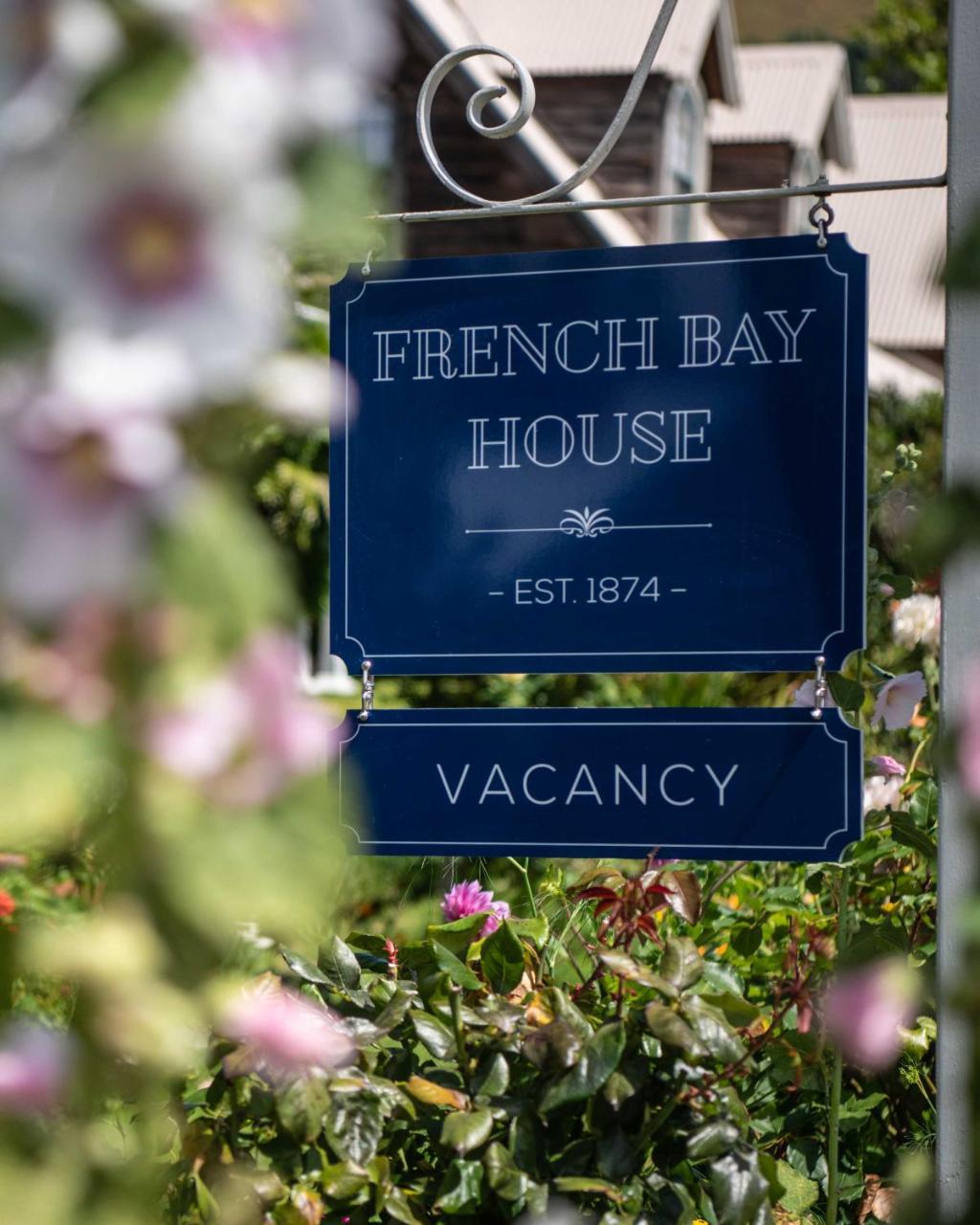 French Bay House Bed & Breakfast Akaroa Bagian luar foto