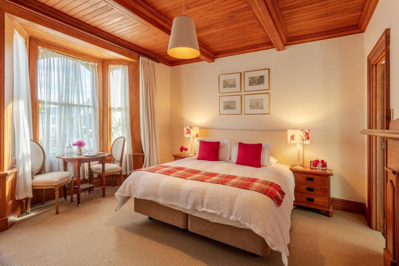 French Bay House Bed & Breakfast Akaroa Bagian luar foto